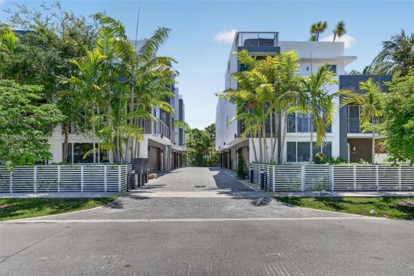 Holiday Park, 700 NE 14th Ave #311, Fort Lauderdale, Florida 33304, image 1