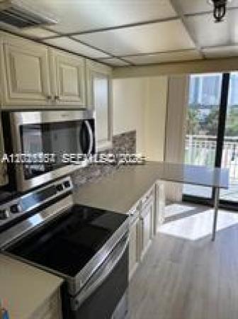 Winston Towers 600, 210 174th St #502, Sunny Isles Beach, Florida 33160, image 1
