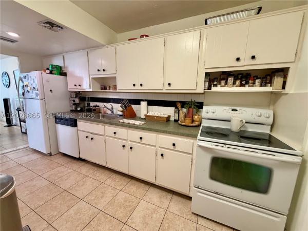 The Vintage, 1080 94th St #312, Bay Harbor Islands, Florida 33154, image 1