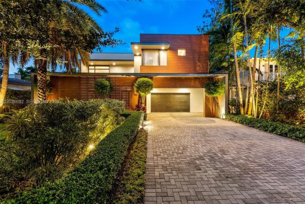 Pinecrest Villas, 7621 SW 59th Ct, South Miami, Florida 33143, image 2