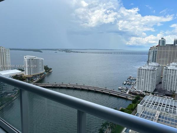 Icon Brickell Tower 2, 495 Brickell Ave #3203, Miami, Florida 33131, image 1
