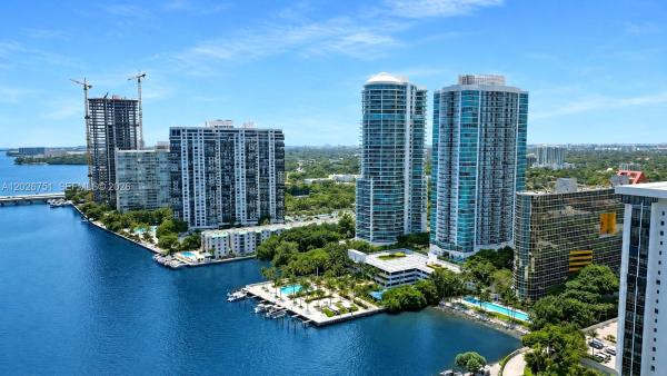 2101 Brickell Ave #1907, Miami, Florida 33129, image 1