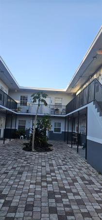 Thomas Grove, 3615 Thomas Ave #13, Miami, Florida 33133, image 1