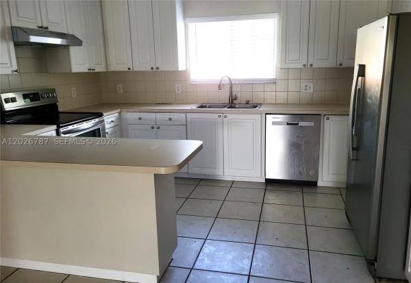 Washington Palms, 4812 Washington St #7, Hollywood, Florida 33021, image 1