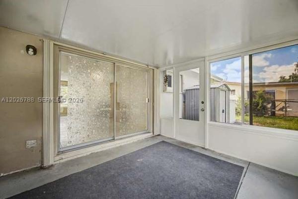 Delcrest Manor, 2000 N 58th Ave, Hollywood, Florida 33021, image 2