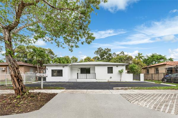 Tropical Trades, 821 NW 36th Ave, Miami, Florida 33125, image 3