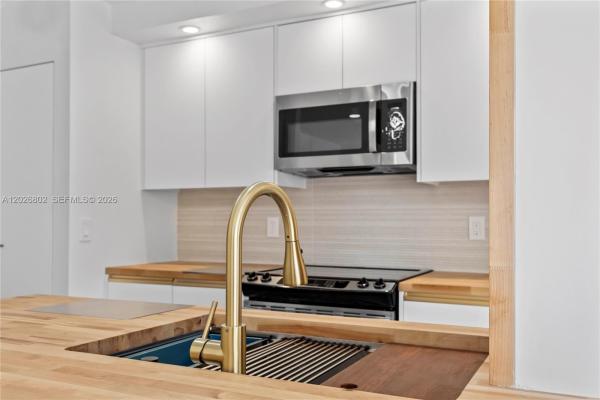 Evergreen, 7511 S Oriole Blvd #201, Delray Beach, Florida 33446, image 2