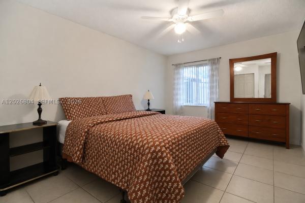 5103 SW 138th Avenue Cir, Unincorporated Dade County, Florida 33175, image 2