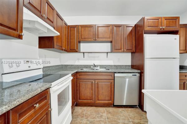 5985 SW 41st St #FRONT, Unincorporated Dade County, Florida 33155, image 1