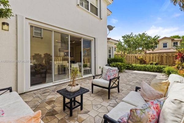 Madeira 2, 8610 NW 110th Ave, Doral, Florida 33178, image 1