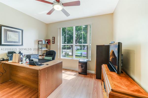 4402 SW 162nd Pl, Unincorporated Dade County, Florida 33185, image 2