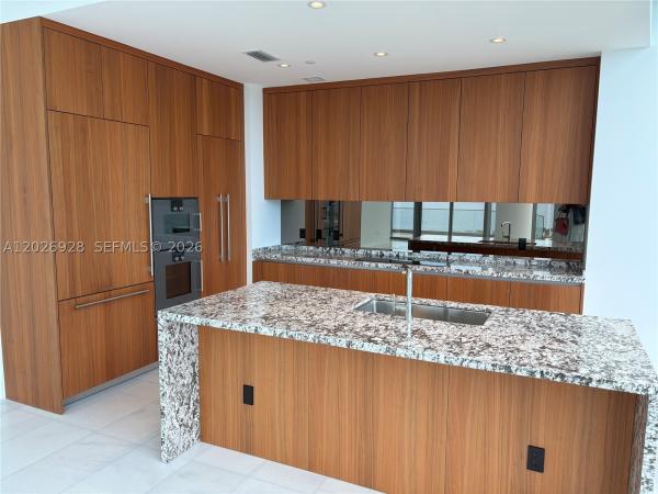 175 SE 25th Rd #901, Miami, Florida 33129, image 2