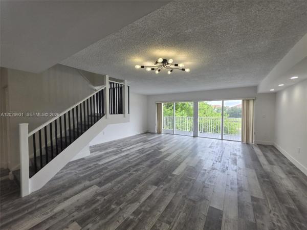 10003 NW 9th St Cir #2-17, Unincorporated Dade County, Florida 33172, image 1
