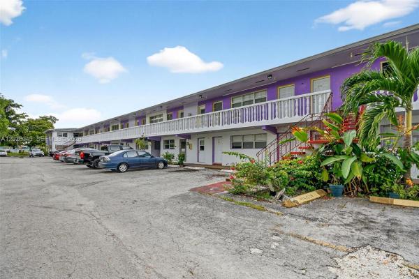 245 NE 191st St #3022, Unincorporated Dade County, Florida 33179, image 1