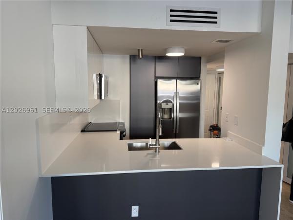 540 Brickell Key Dr #410, Miami, Florida 33131, image 1