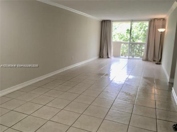 Bayview Palms, 1800 Sans Souci Blvd #408, North Miami, Florida 33181, image 2