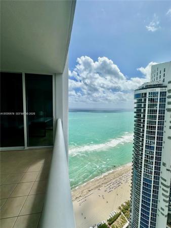 Trump Royale, 18201 Collins Ave #5307, Sunny Isles Beach, Florida 33160, image 2