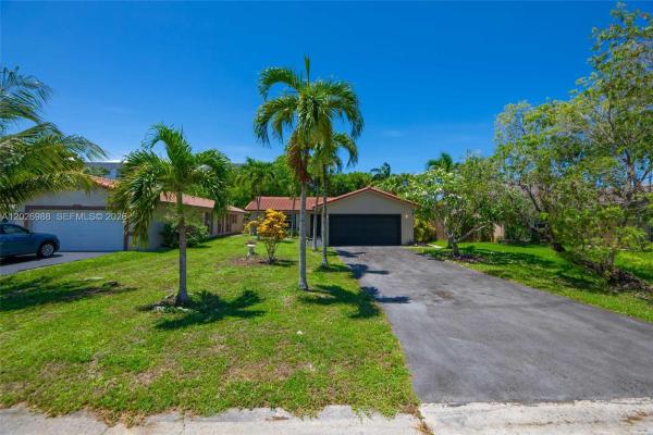 Ramblewood, 9039 NW 21st Ct, Coral Springs, Florida 33071, image 2