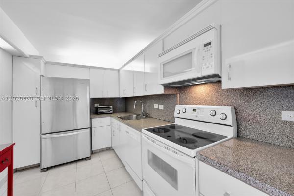 Waterview 2, 20515 E Country Club Dr #2146, Aventura, Florida 33180, image 1