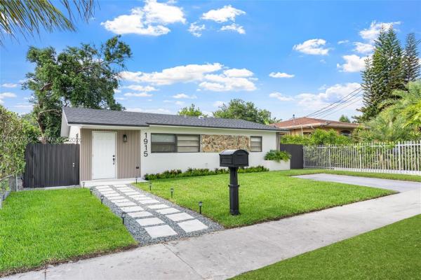 1915 NW 86th St, Unincorporated Dade County, Florida 33147, image 1