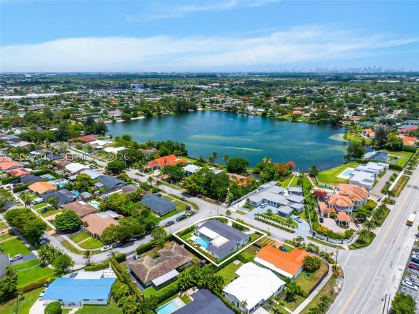 4730 SW 89th Ave, Unincorporated Dade County, Florida 33165, image 2