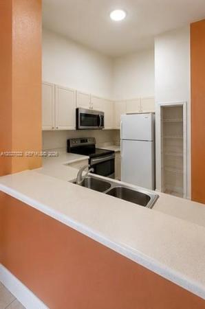 Shoma At Keys Cove, 2811 SE 17th Ave #206, Homestead, Florida 33035, image 2