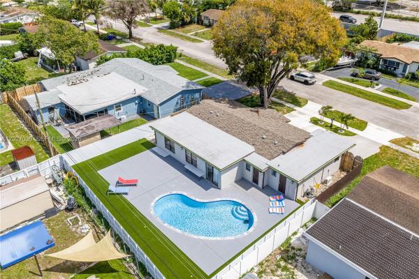 Boulevard Heights, 7051 Tyler St, Hollywood, Florida 33024, image 2