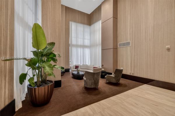 The Plaza On Brickell East, 950 Brickell Bay Dr #4504, Miami, Florida 33131, image 1