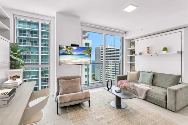 YotelPad Miami, 227 NE 2nd St #2611, Miami, Florida 33132, image 2
