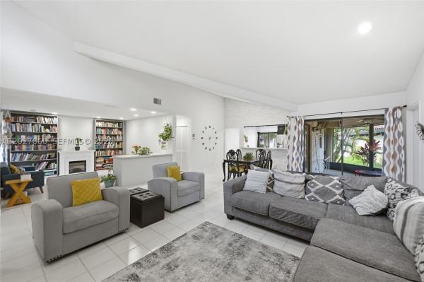 The Pines At Woodmont, 8189 Pine Cir #49, Tamarac, Florida 33321, image 3