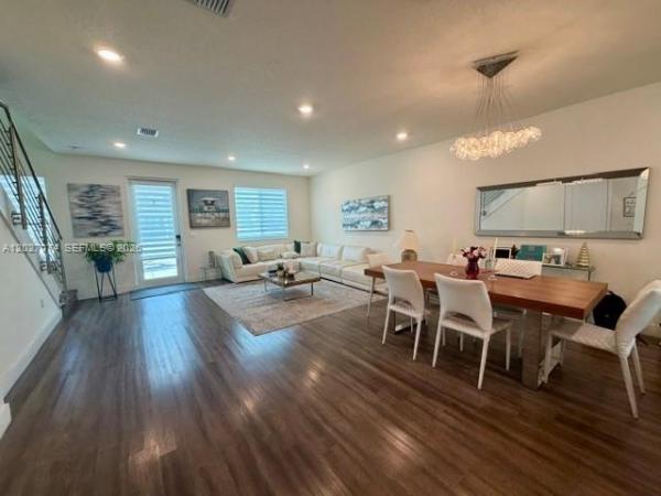Landmark At Doral, Doral, Florida 33178, image 2