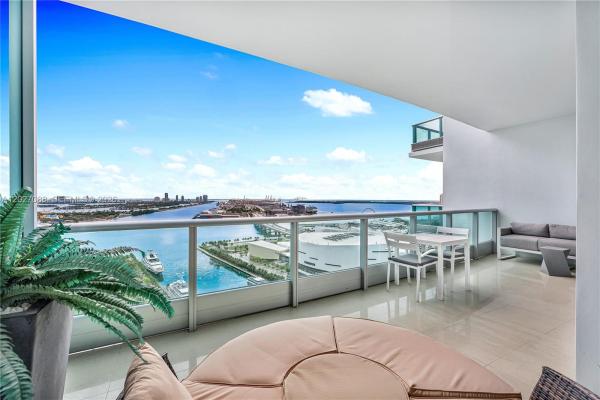 900 Biscayne Bay, 900 Biscayne Blvd #3109, Miami, Florida 33132, image 1