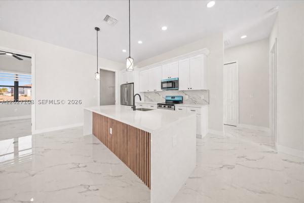 Cape Coral, 1226 NE 5th Pl, Cape Coral, Florida 33909, image 3