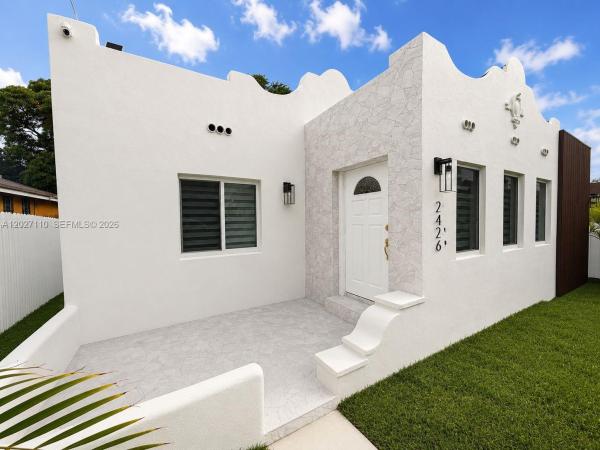 2426 NW 43rd St, Unincorporated Dade County, Florida 33142, image 1