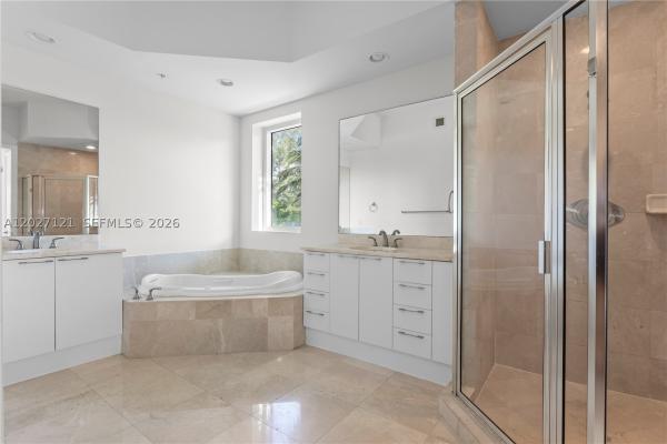One Fifty One At Biscayne, 15051 Royal Oaks Ln #101, North Miami, Florida 33181, image 2
