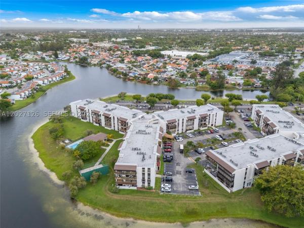 1350 SW 122nd Ave #415, Unincorporated Dade County, Florida 33184, image 2