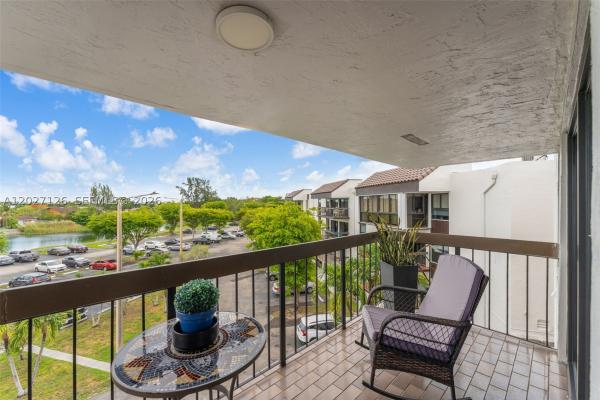 1350 SW 122nd Ave #415, Unincorporated Dade County, Florida 33184, image 1