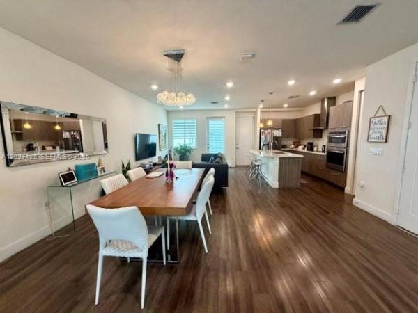 Landmark At Doral, Doral, Florida 33178, image 2