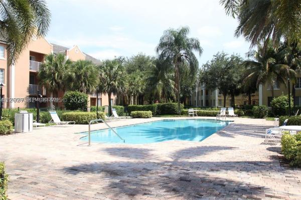 Devonaire At Pembroke Pines, 655 SW 111th Way #201, Pembroke Pines, Florida 33025, image 2