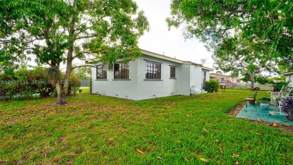 10420 SW 149th St, Unincorporated Dade County, Florida 33176, image 2