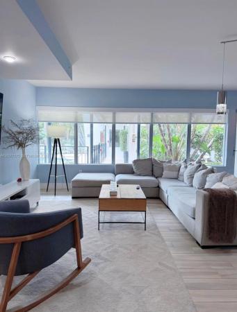 Park Villas, 2135 Washington Ct #TH-7 WEST, Miami Beach, Florida 33139, image 2