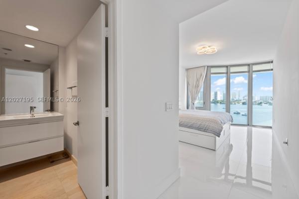 North Tower At Marina Palms, 17301 Biscayne Blvd #811, North Miami Beach, Florida 33160, image 2