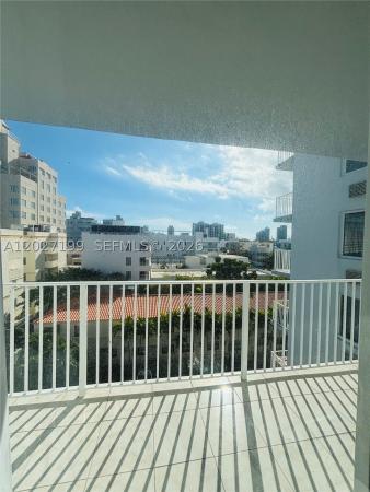 The Islander, 1255 Collins Ave #608, Miami Beach, Florida 33139, image 1
