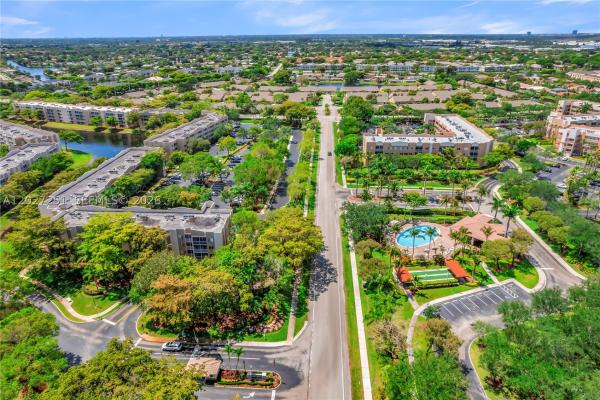 Weldon, 9511 Weldon Cir #G308, Tamarac, Florida 33321, image 2