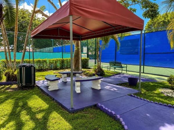 15540 SW 80th St #D-304, Unincorporated Dade County, Florida 33193, image 2