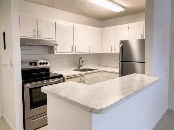 15540 SW 80th St #D-304, Unincorporated Dade County, Florida 33193, image 1