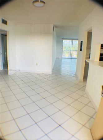 12590 Coronado Towers, 12590 NE 16th Ave #610, North Miami, Florida 33161, image 1