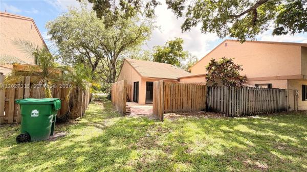 36 Chestnut Cir, #36, Cooper City, Florida 33026, image 1