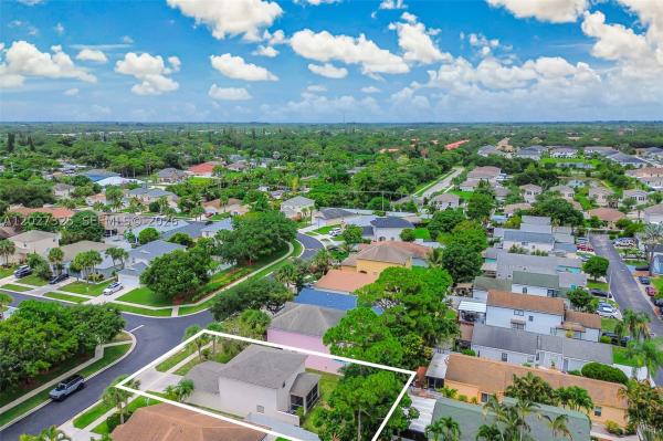 Wyndham Park At Victoria Woods, 6188 Azalea Cir, West Palm Beach, Florida 33415, image 1
