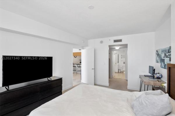 Opera Tower, 1750 N Bayshore Dr #3106, Miami, Florida 33132, image 1